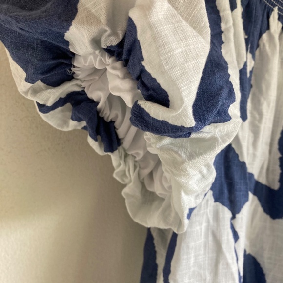 Cece women’s linen blend top - Picture 4 of 8